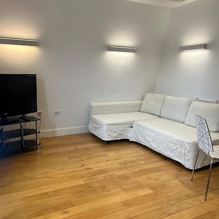 One Bedroom Apartment In Holborn Londres Exterior foto