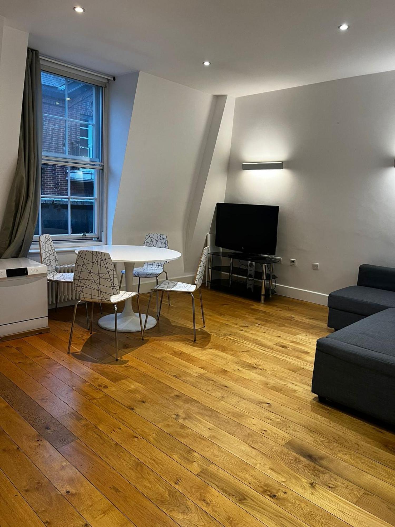 One Bedroom Apartment In Holborn Londres Exterior foto